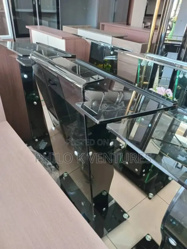 Minister Stand Pulpits · Photo 1