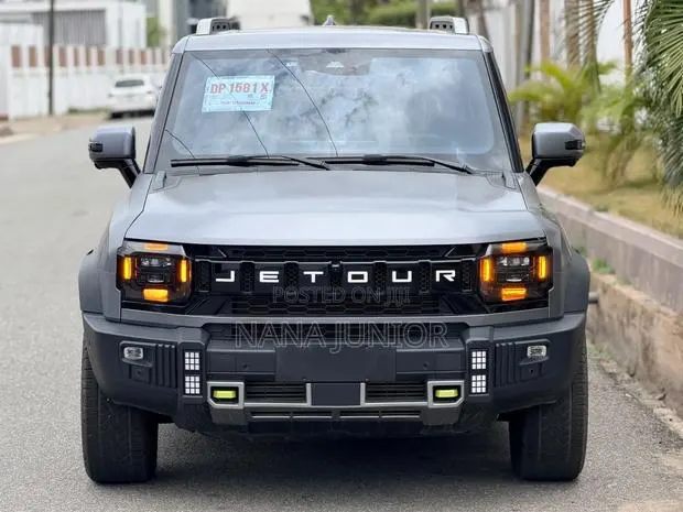 New Jetour T2 2.0 Petrol AWD 2025 Silver · Photo 1