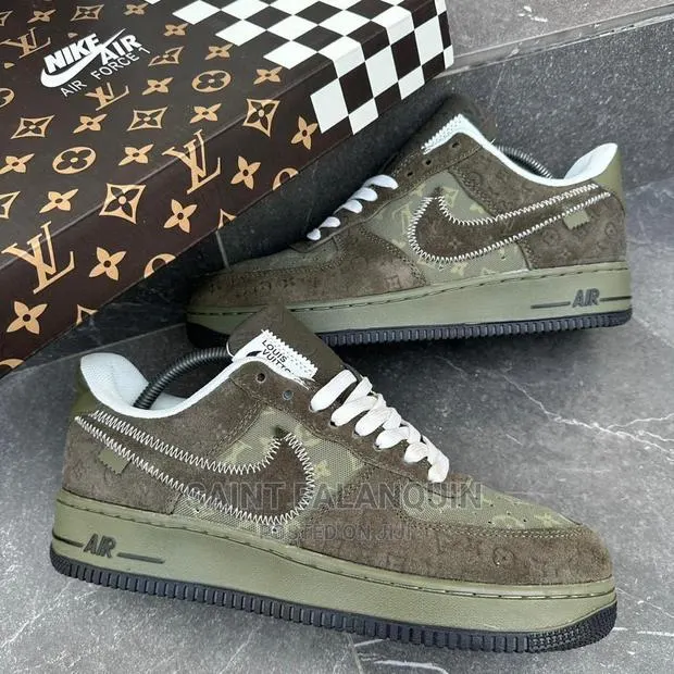 Vuitton Camo Airforce · Photo 1