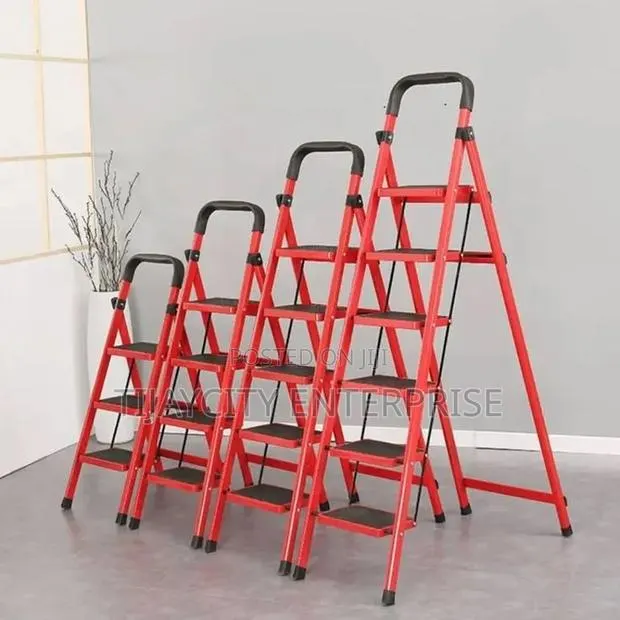 Foldable Ladder · Photo 1