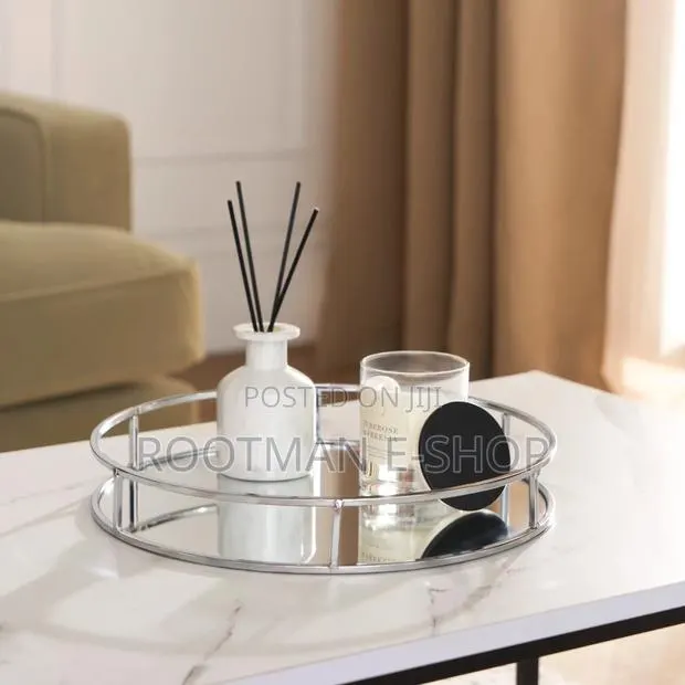 Ohs Round Mirrored Tray - Silver · Photo 1