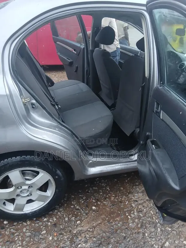 Chevrolet Aveo 2007 Silver · Photo 1