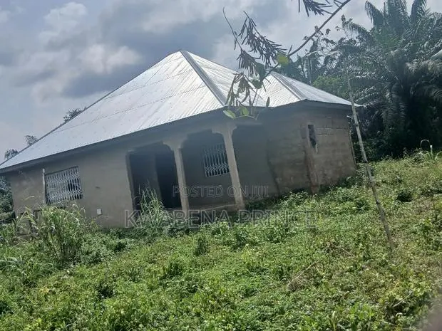 3bdrm House in Akuapim North for sale · Photo 1