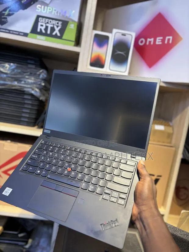 New Laptop Lenovo ThinkPad X1 Carbon 16GB Intel Core i7 SSD 256GB · Photo 1