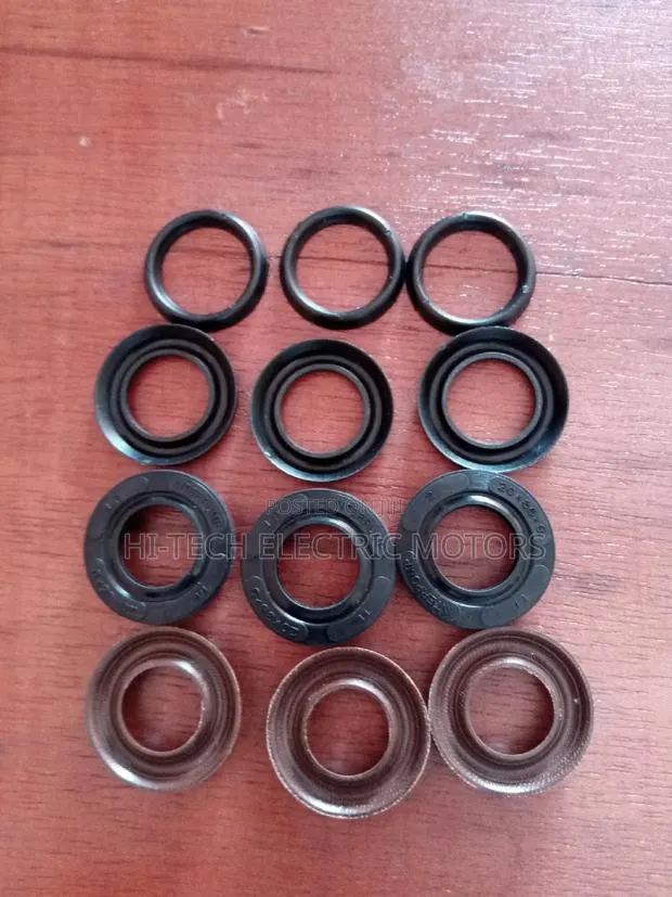 Washing Bay Seals, Valves, Connecting Rod, Piston And Nozzle · Photo 1