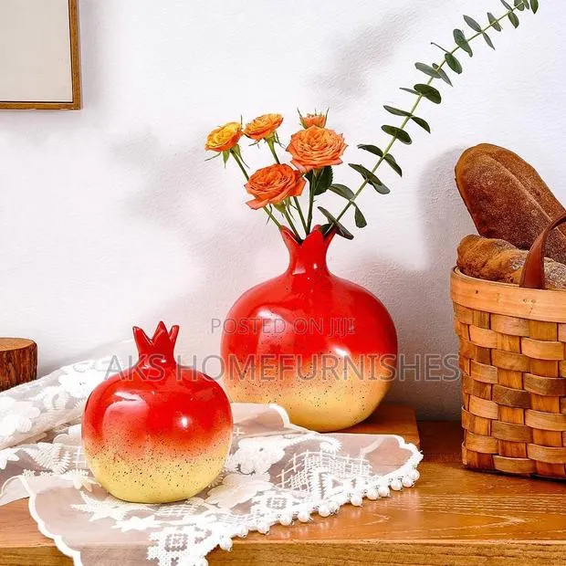 Flower Vase · Photo 1