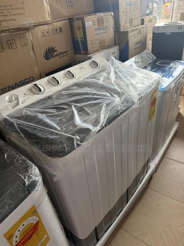 TCL F211tt 10.5kg Twin Tub Washing Machine · Photo 1