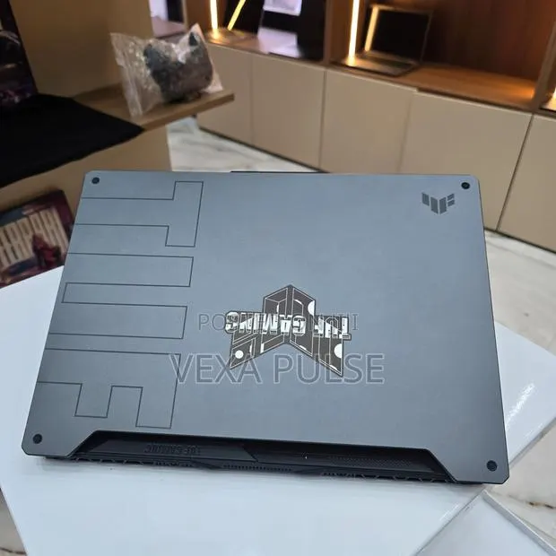 Laptop Asus TUF Dash F15 16GB Intel Core i5 SSD 512GB · Photo 1