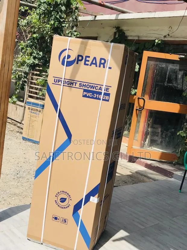 Adjustable Singledoor Pearl Display PVC-316 Glass Fridge · Photo 1