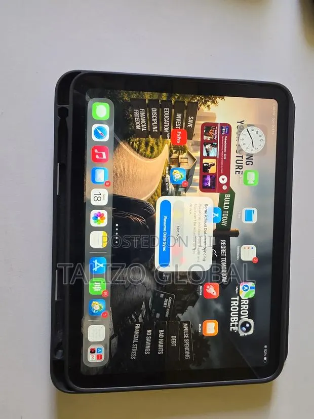 Apple iPad Air 11 (2025) 128 GB Blue · Photo 1