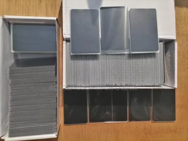 NFC Black Cards · Photo 1