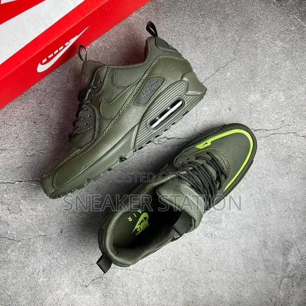 Nike Air Max 90 Army Green · Photo 2