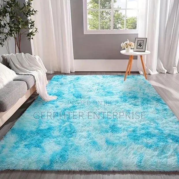 Fluffy Carpet · Photo 1
