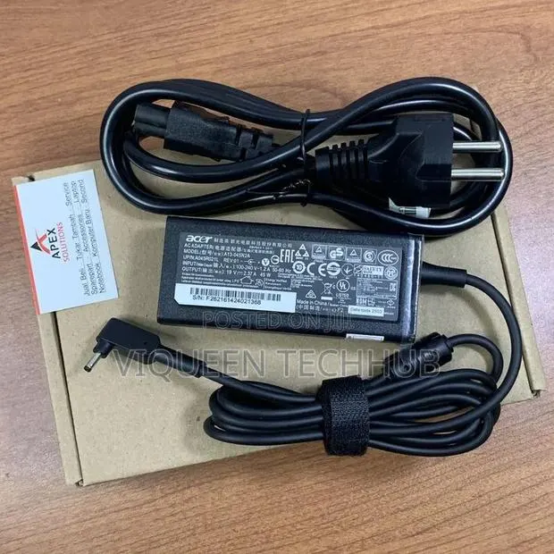 Cer 19v /2.15 Adapter · Photo 1