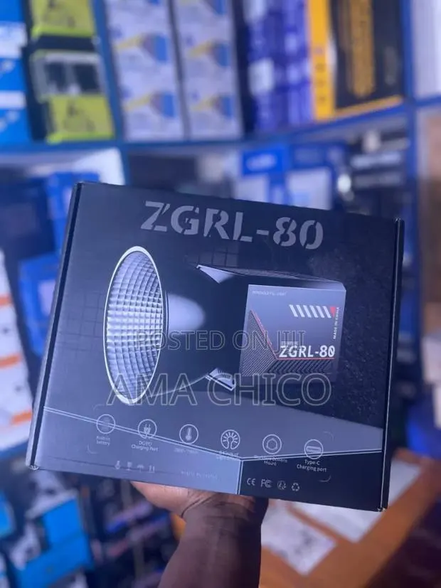 Studio Light ZGRL- 80 · Photo 1