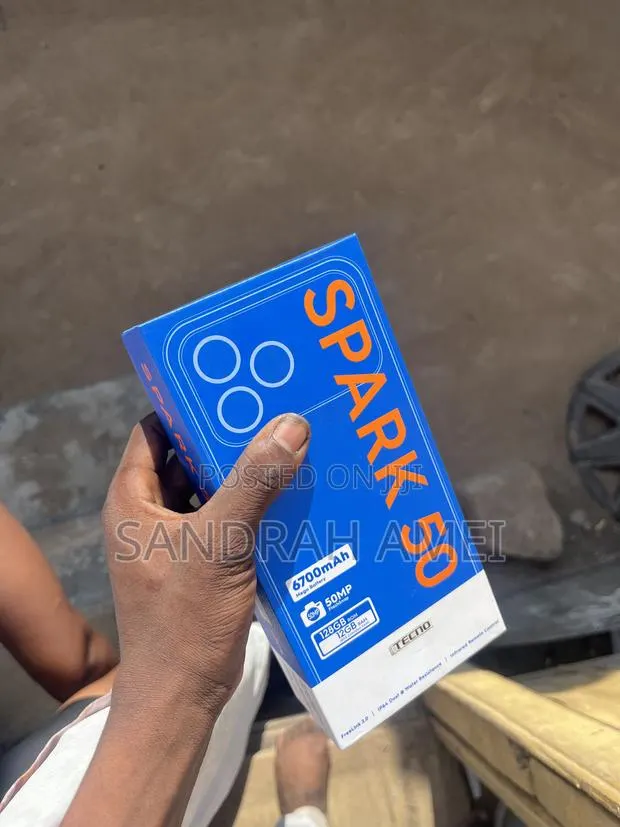 New Tecno Spark 50 128 GB Bronze · Photo 1