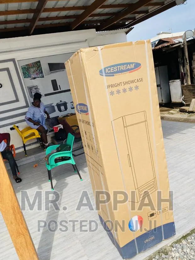 Original UNI-350C 288LTRS Single Door Display Fridge · Photo 1