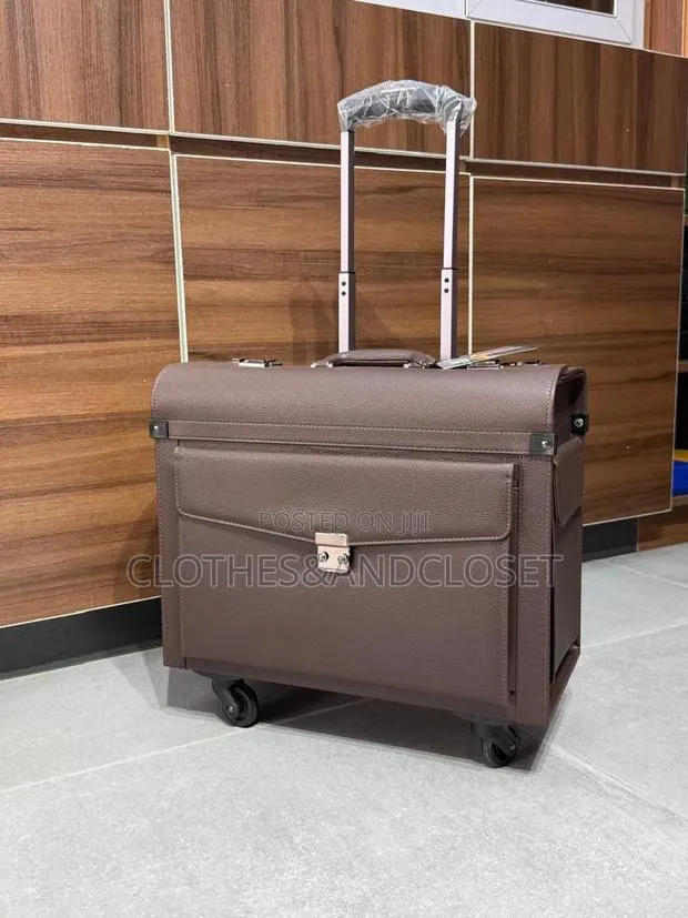 Tectake Black Leather Traveling Bag · Photo 3