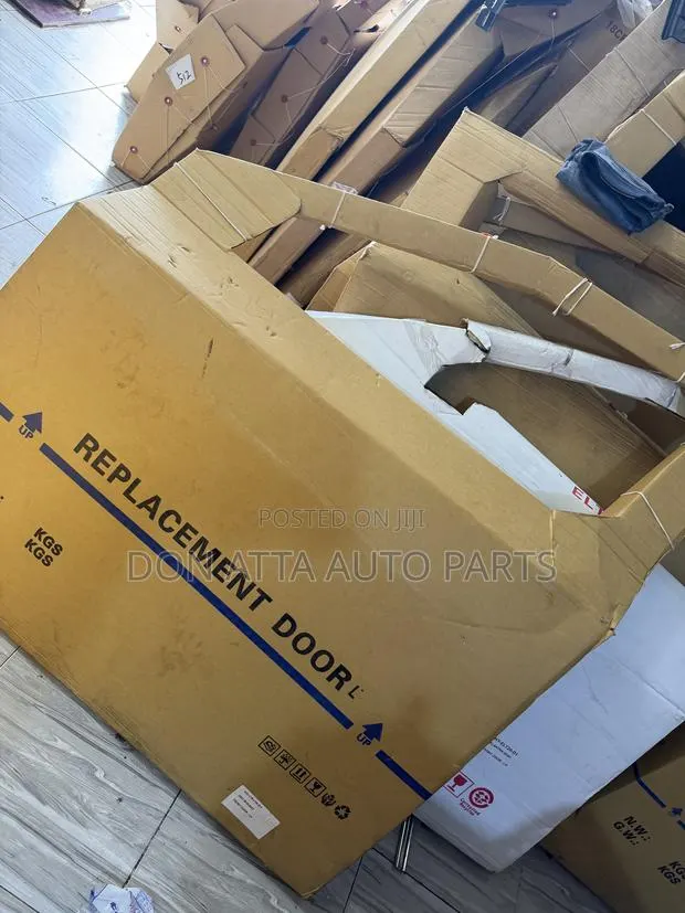 CRV 2018 Doors Front Left Available · Photo 1