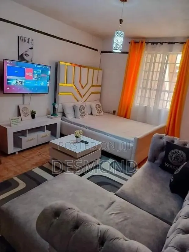 Professional House Painting Interior Decoration Services · Photo 1