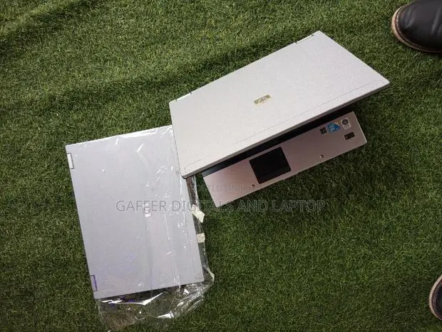 New Laptop HP EliteBook 6930P 4GB Intel Core 2 Duo HDD 160GB · Photo 1
