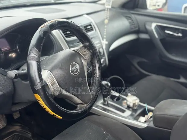 Nissan Altima 2.5 SL 4dr Sedan (2.5L 4cyl CVT) 2015 Gray · Photo 1
