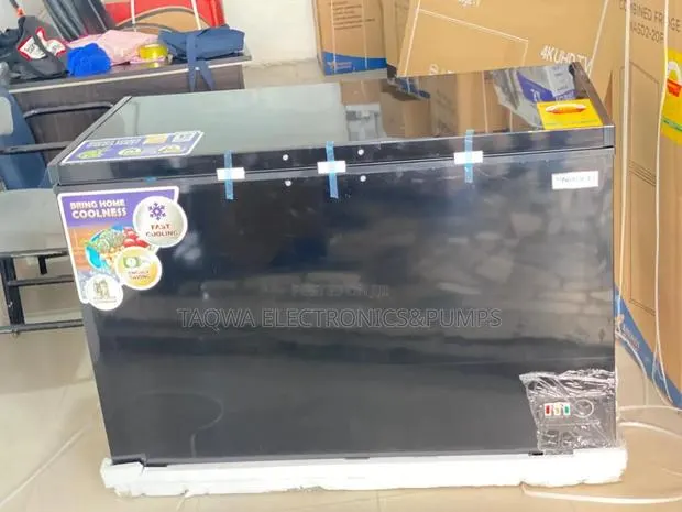 Commercial Nasco 400l Chest Freezer · Photo 1