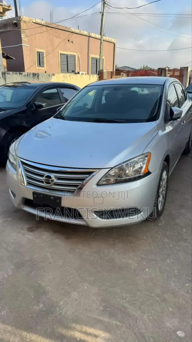 Nissan Sentra S 4dr Sedan (1.8L 4cyl CVT) 2015 Silver · Photo 1