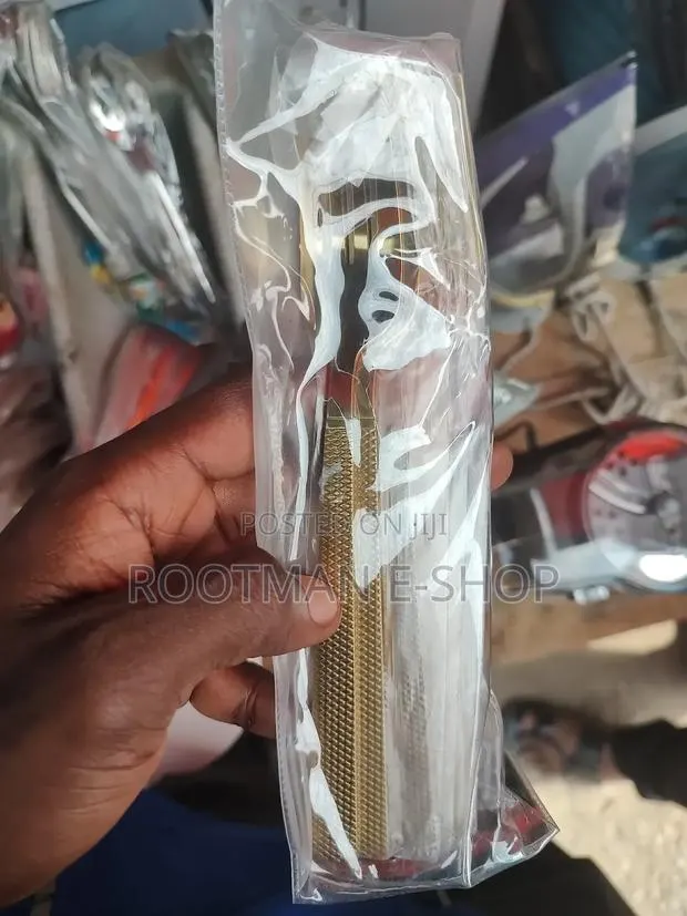 6pcs Premium Golden Fork Set · Photo 1
