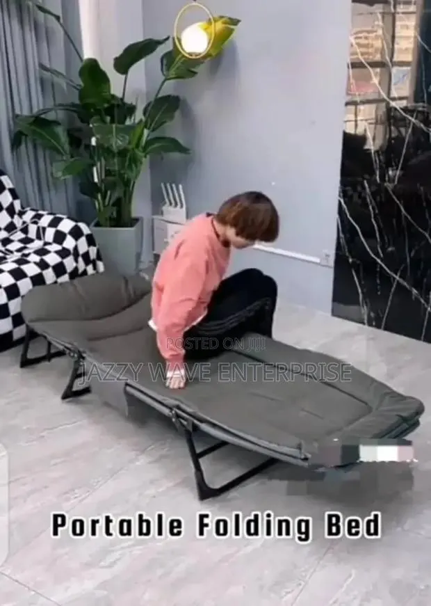 Foldable Bed · Photo 1