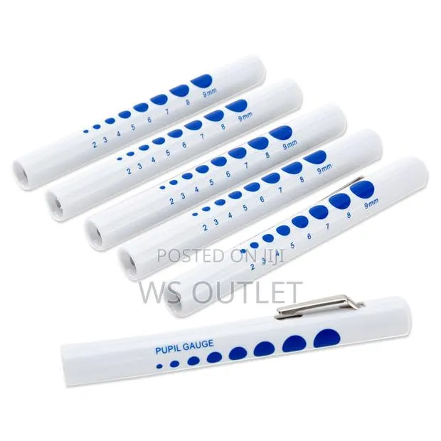 Disposable Medical Penlights With Pupil Gauge · Photo 1