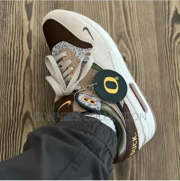 Nike Air Max 1 '87 Premium 'University of Oregon' PE · Photo 1