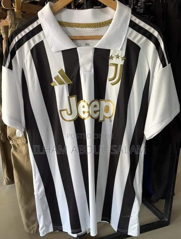 Juventus Home Jersey · Photo 1