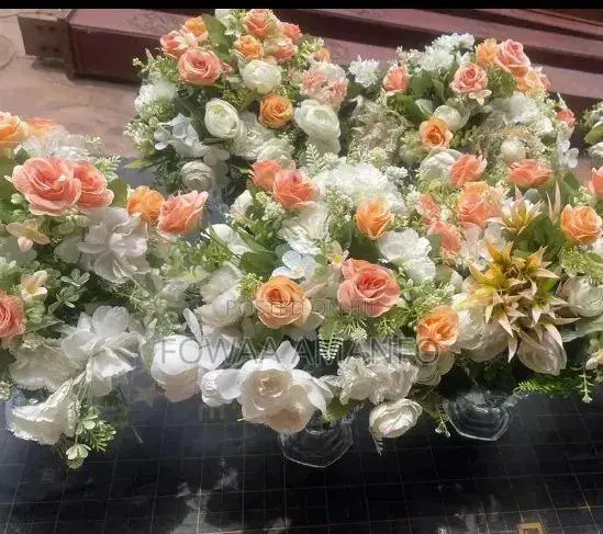Center Pieces · Photo 4