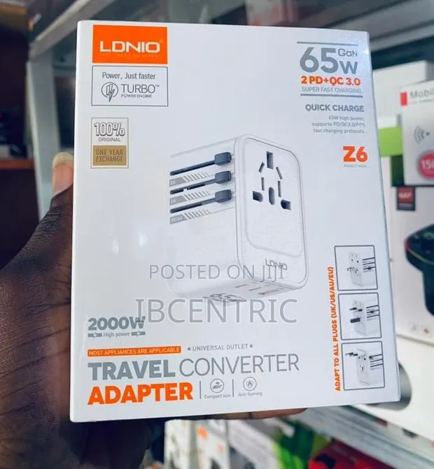 Ldnio 65W Travel Converter Adapter · Photo 1