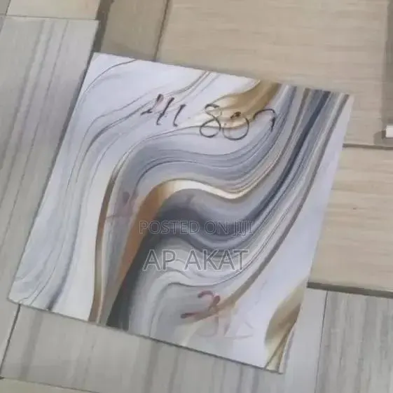 40x40 Floors · Photo 1