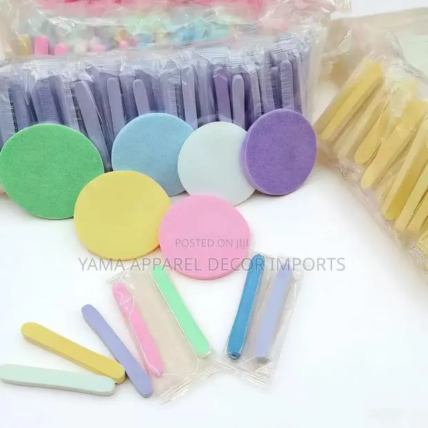 Compressed Facial Sponge · Photo 1