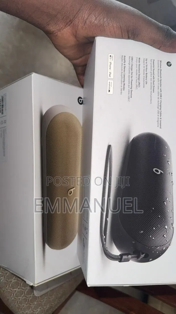 Beats Pill Speaker · Photo 1
