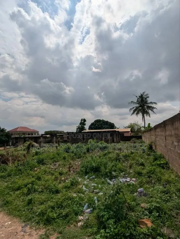 Land With Indenture · Photo 1