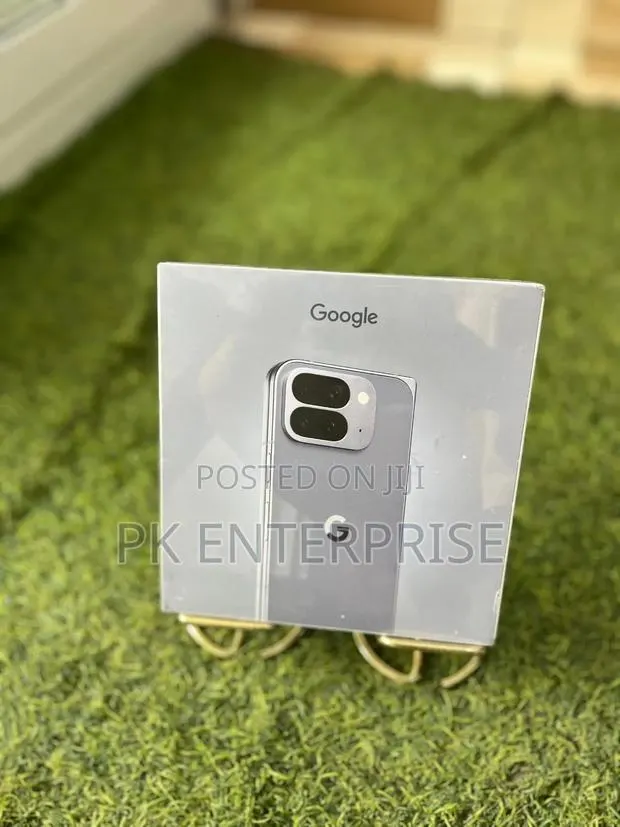 New Google Pixel 10 Pro Fold 256 GB Gray · Photo 1