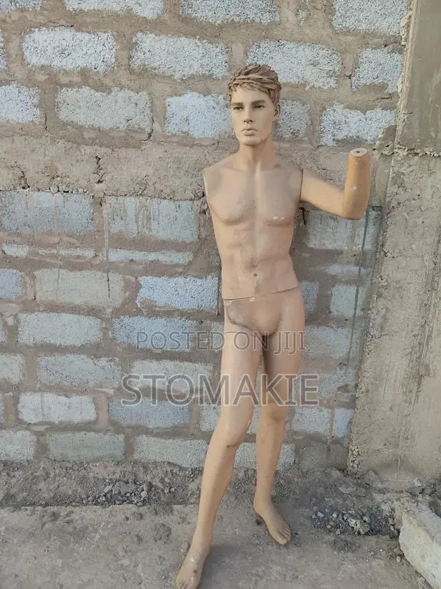 Used Male Mannequin · Photo 1