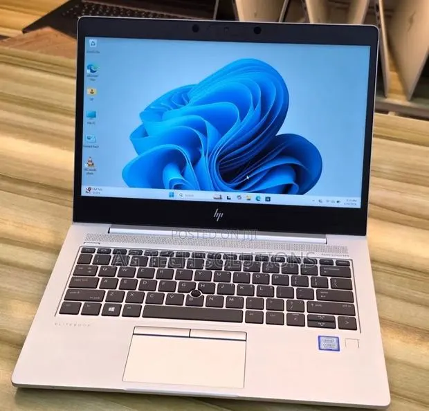 Laptop HP EliteBook 830 G6 16GB Intel Core i7 SSD 256GB · Photo 1