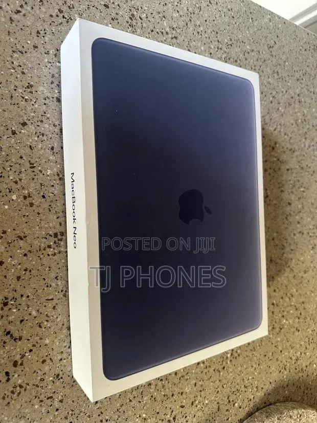 New Laptop Apple MacBook Neo 2026 8GB Apple M5 Pro SSD 256GB · Photo 1