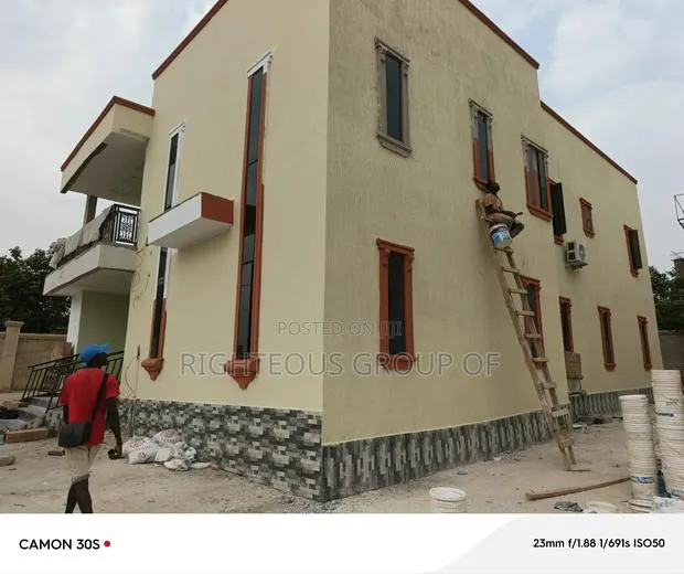 Professional Cleaners in Kumasi · Photo 1