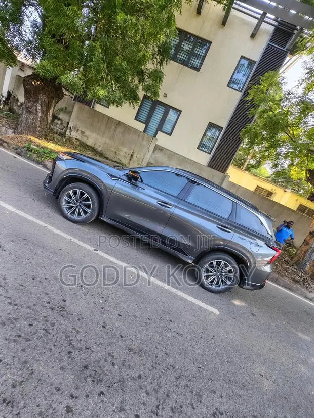 Changan CS75 2024 Gray · Photo 1