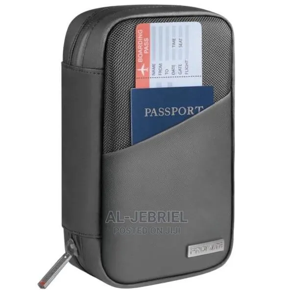 PROMATE Lightweight Water Resistant Nylon Travel Case · Photo 1