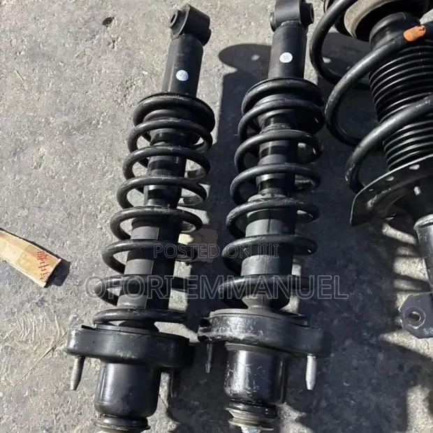 Mitsubishi Outlander, Front and Back Shocks 2017 · Photo 1