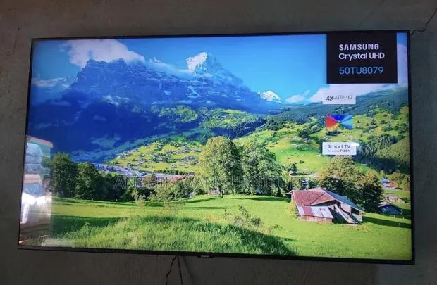 Crystal Uhd Samsung 50 Inches Smart Digital Satellite Tv · Photo 1
