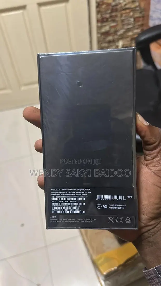 Apple iPhone 12 Pro Max 128 GB · Photo 1
