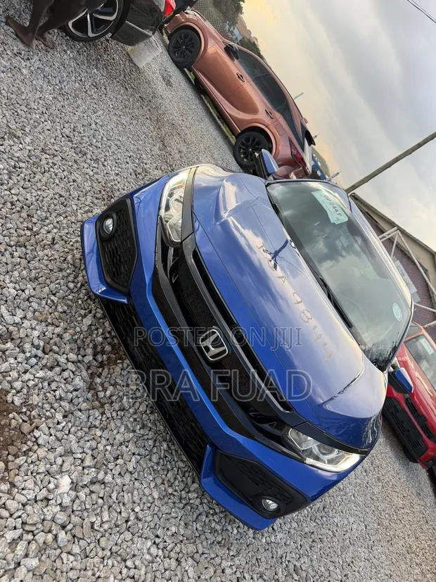 Honda Civic EX 4dr Hatchback (1.5L 4cyl) 2017 Blue